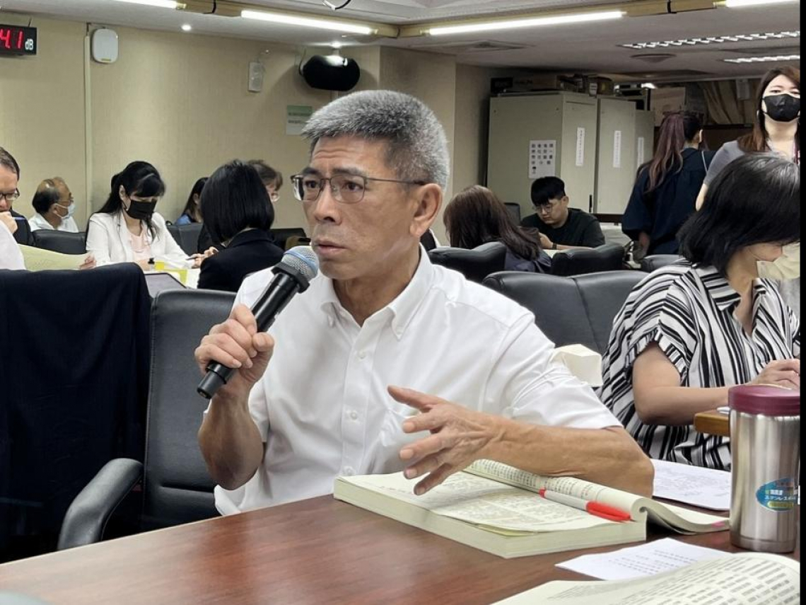 4連霸立委宣布不選2028連任：正被無解的睡眠障礙折磨！憂心焦慮加劇如何解決？醫給9個改善技巧